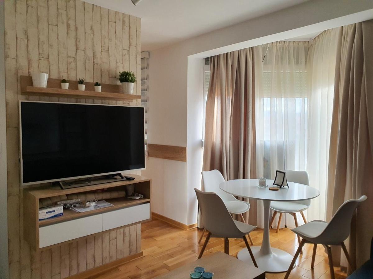 Andjelka A26 Apartment Veliko Gradiste Ngoại thất bức ảnh