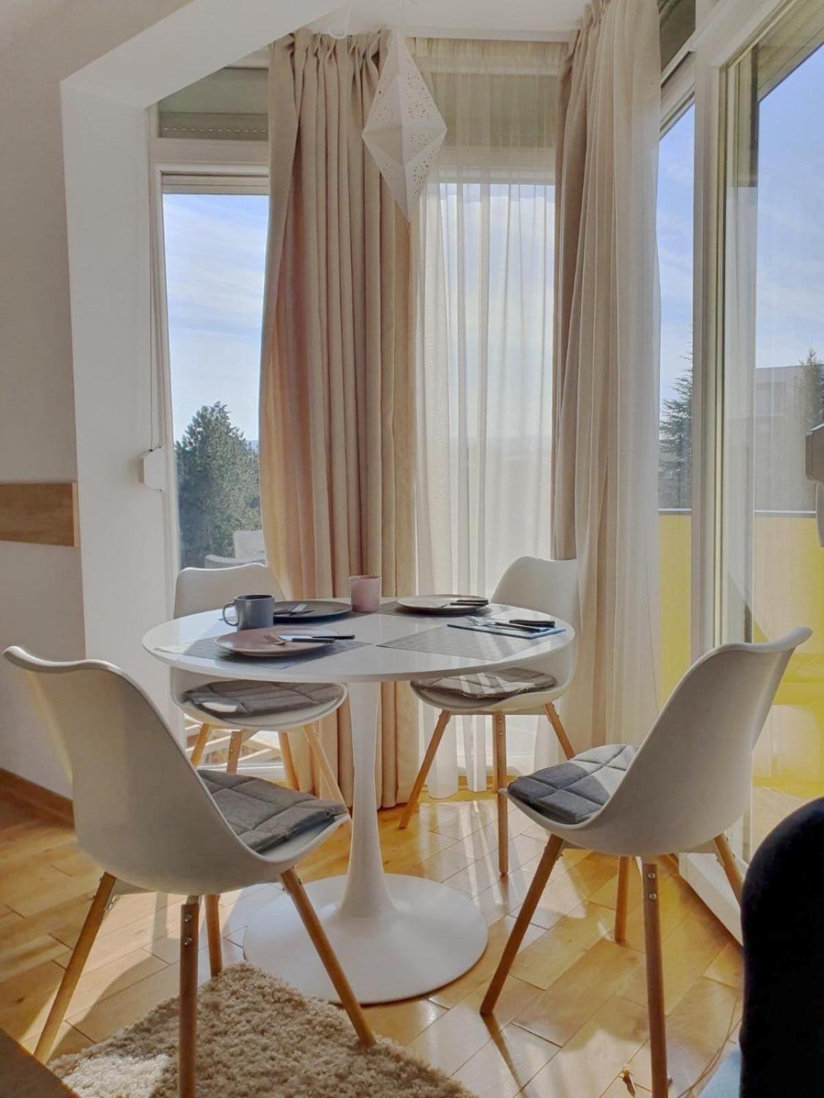 Andjelka A26 Apartment Veliko Gradiste Ngoại thất bức ảnh